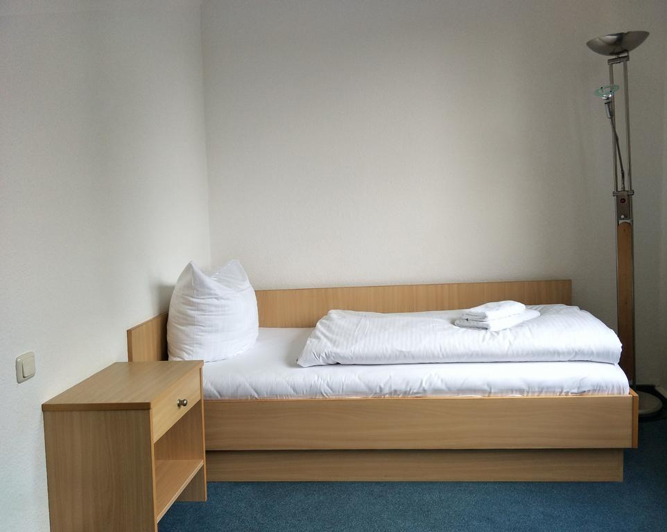 Hotel Zum Gruenen Tor ホッペガルテン エクステリア 写真