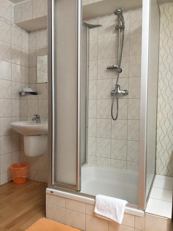 Hotel Zum Gruenen Tor ホッペガルテン エクステリア 写真